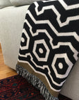 Graphikos Woven Throw