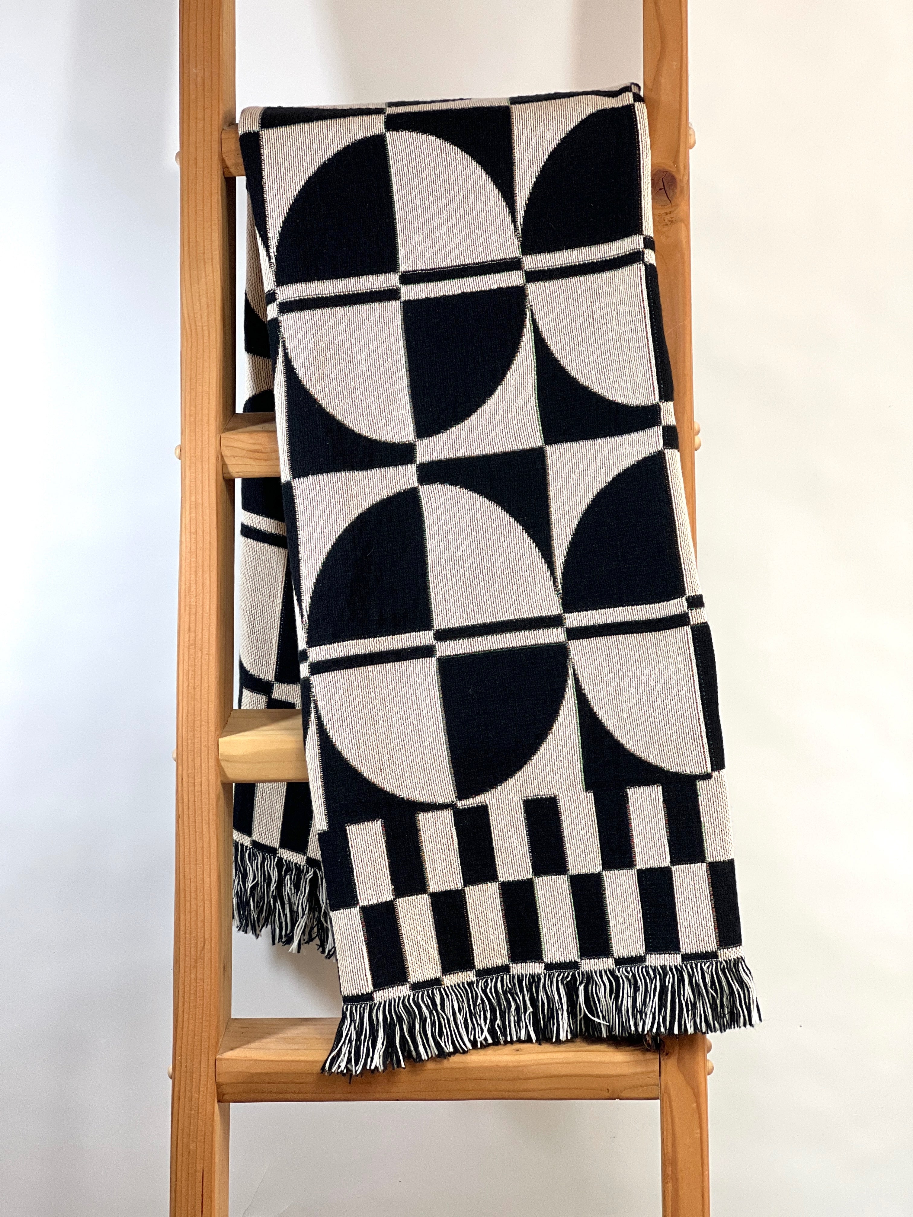 Round About Woven Throw
